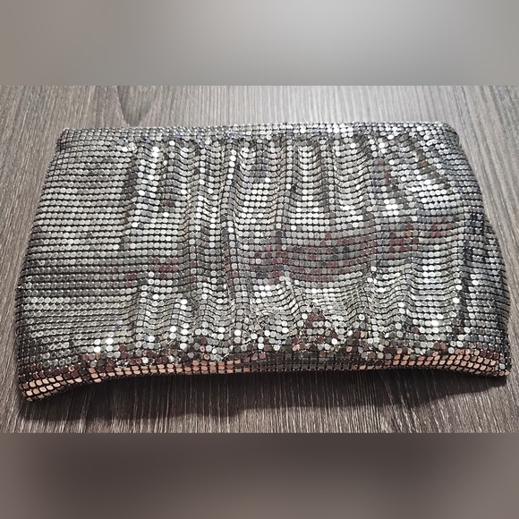 Whiting and Davis Silver Clutch Sequenced vintage - Picture 1 of 6